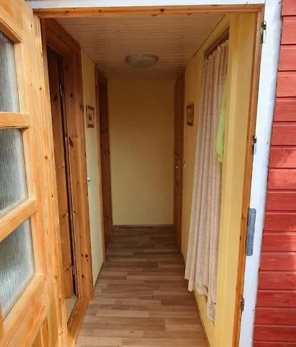 54 N 11,45 E Feriehus Poel